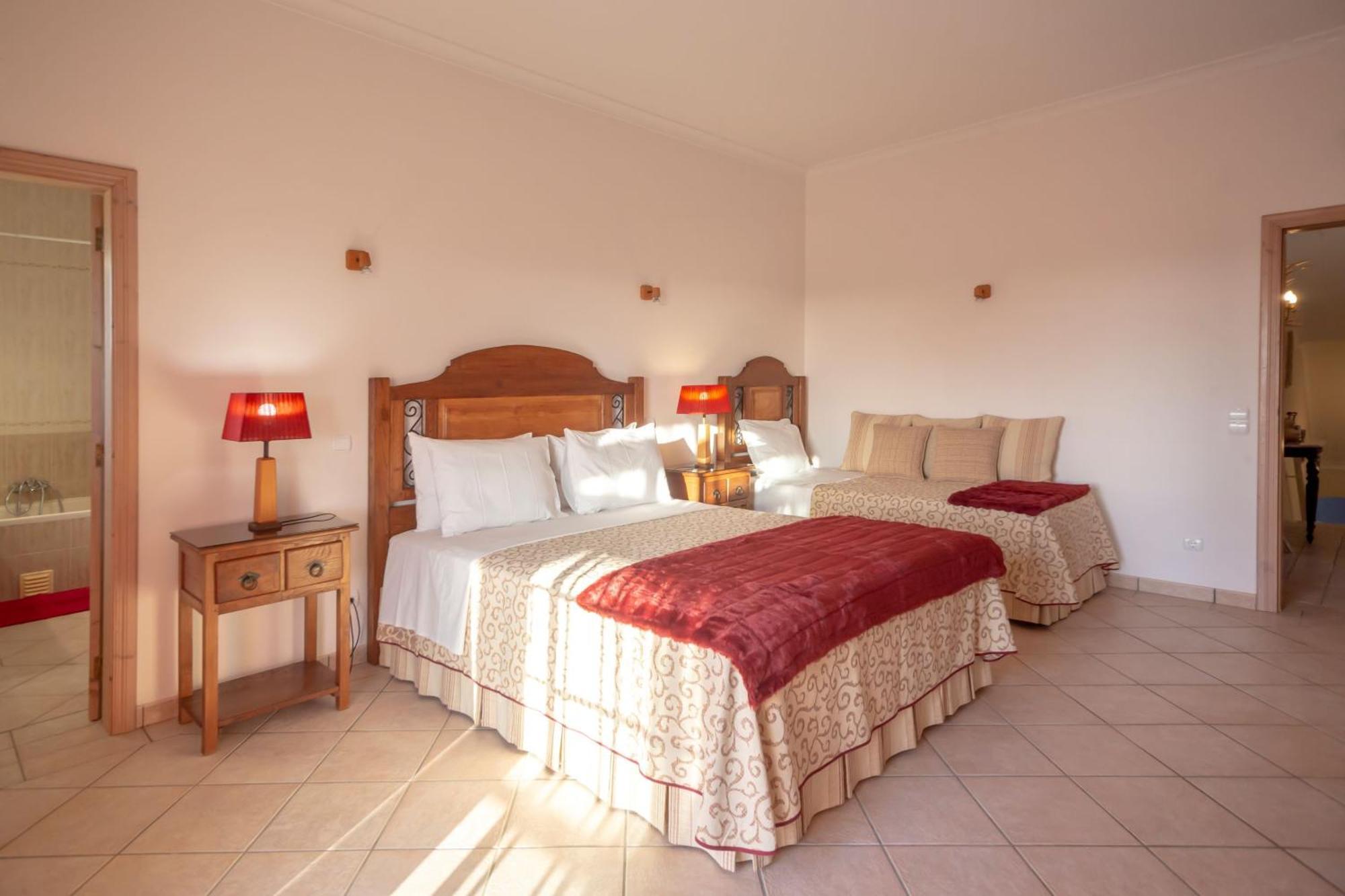 Al Meida Guesthouse Albufeira Extérieur photo