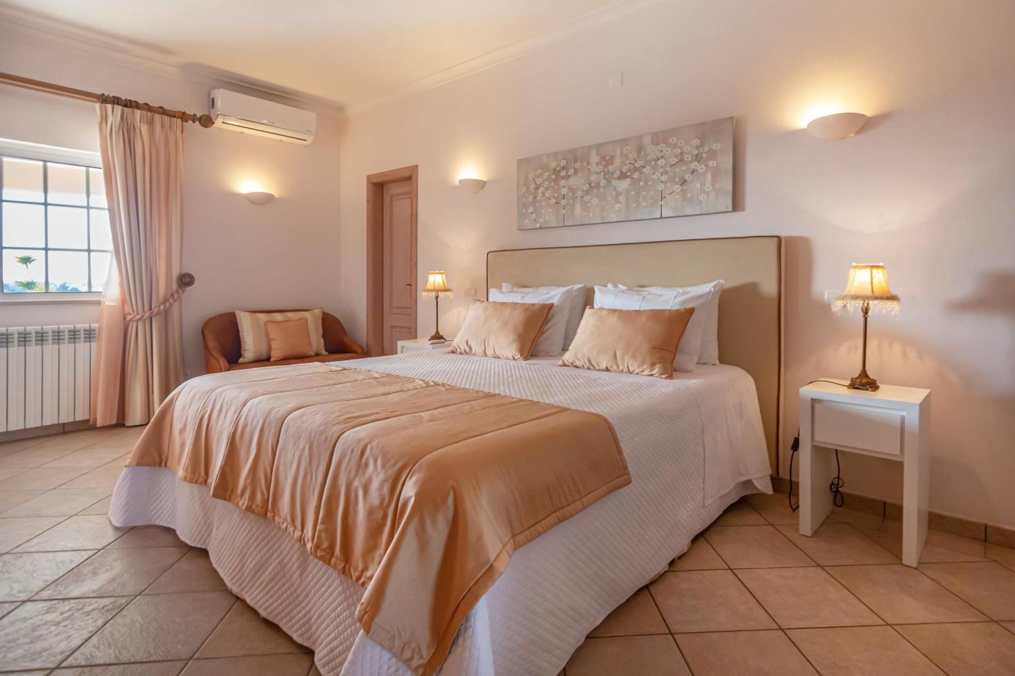 Al Meida Guesthouse Albufeira Extérieur photo