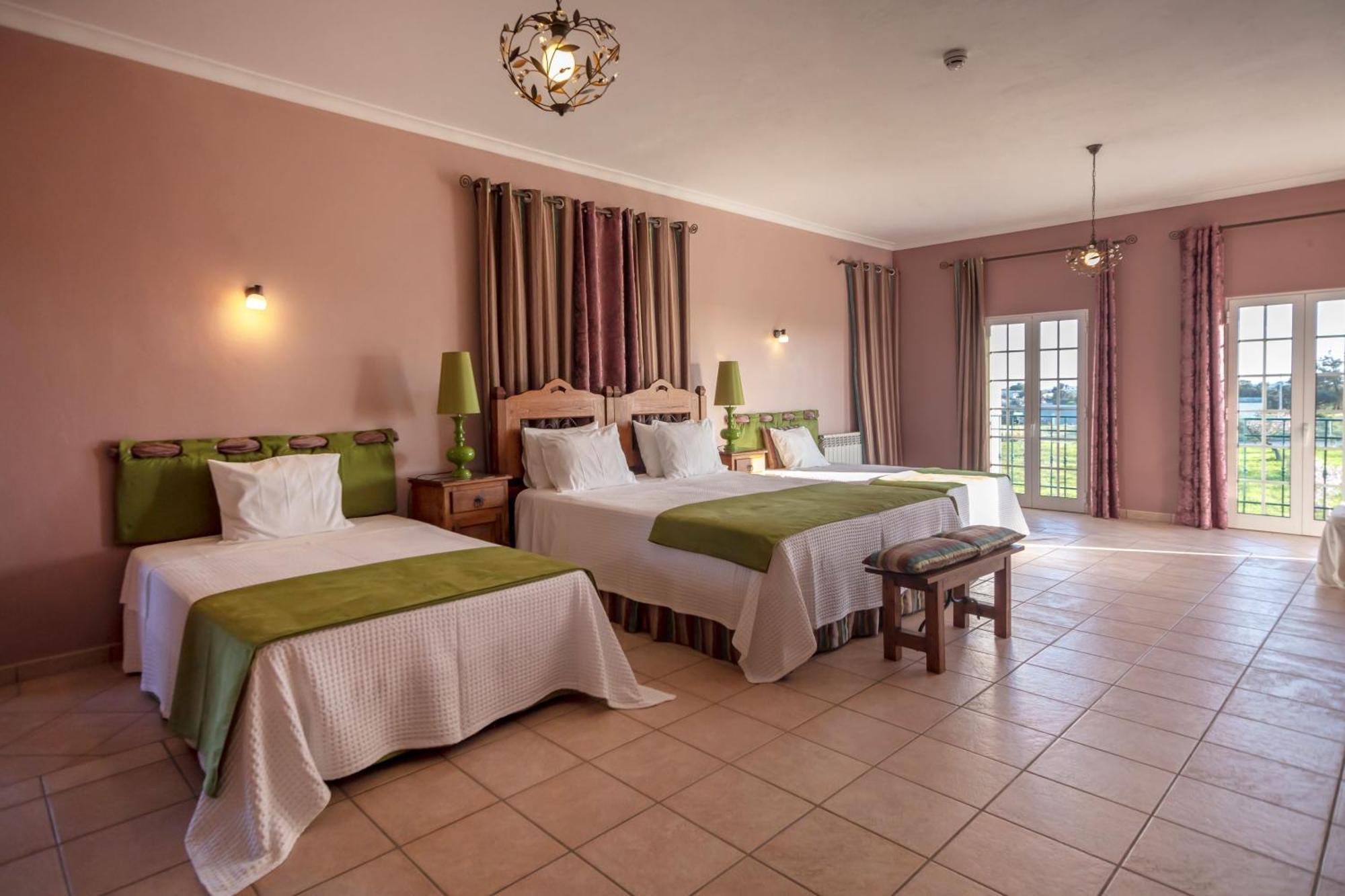 Al Meida Guesthouse Albufeira Extérieur photo